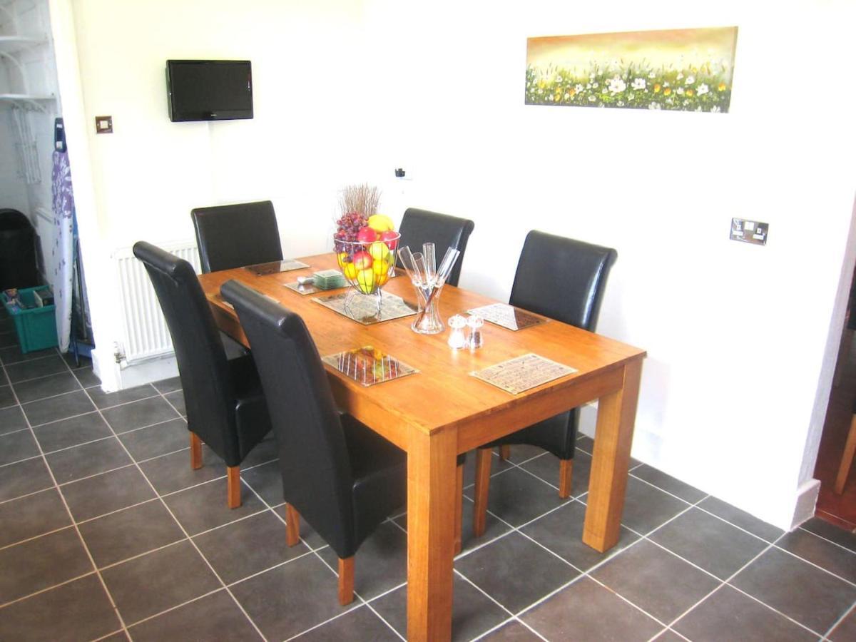 Arden Hill Farmhouse - Hot Tub, Snooker Table, Sleeps 16 Stratford-upon-Avon Buitenkant foto
